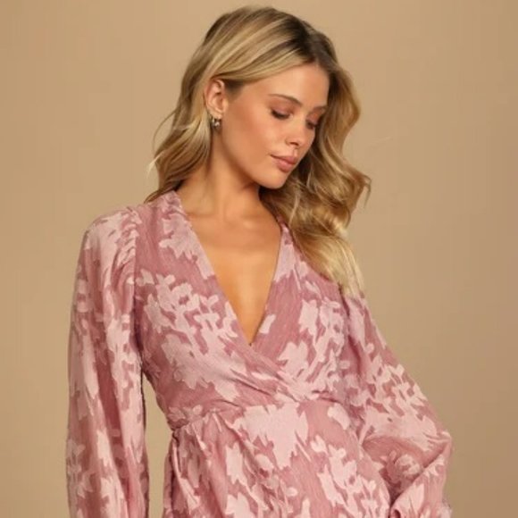 Lulus Dresses & Skirts - NWT, Lulu's Meant to Shine Mauve Floral Jacquard Long Sleeve Mini Dress, Size M
